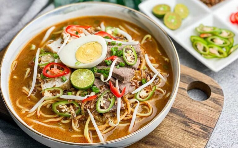 Mee Rebus